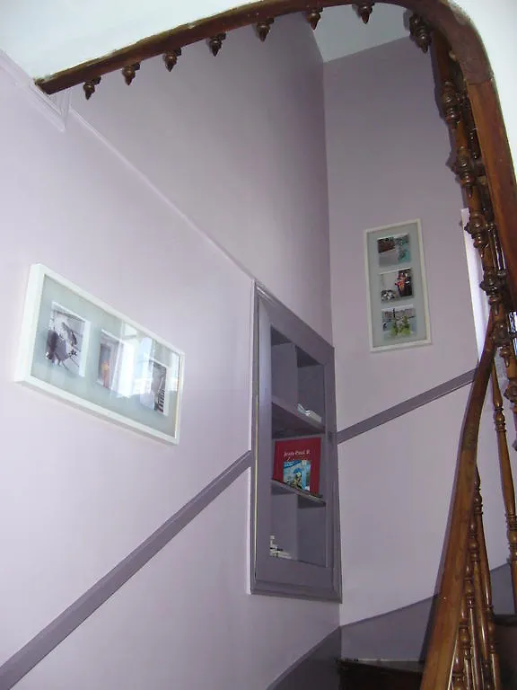 La Maison Pourpre Bed & Breakfast Tarbes