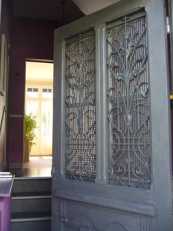 La Maison Pourpre Bed & Breakfast Tarbes